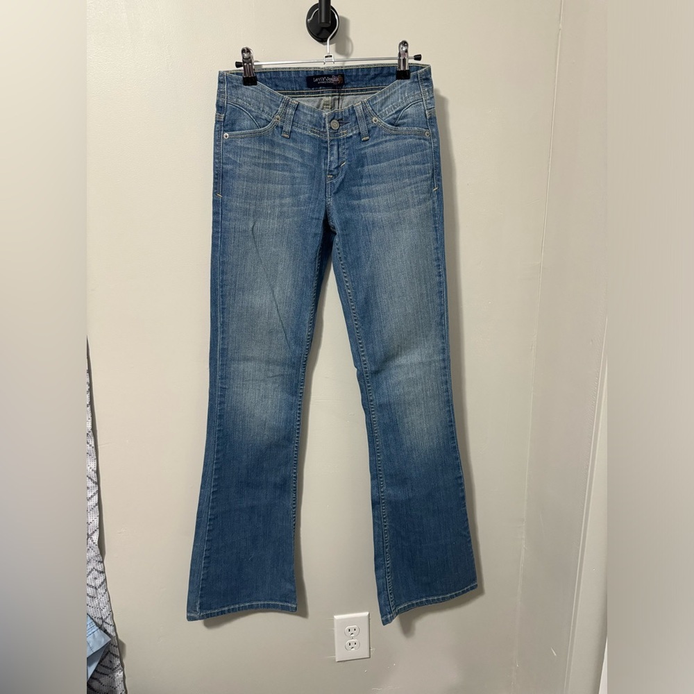 Vintage Levi’s Bootcut Jeans‎